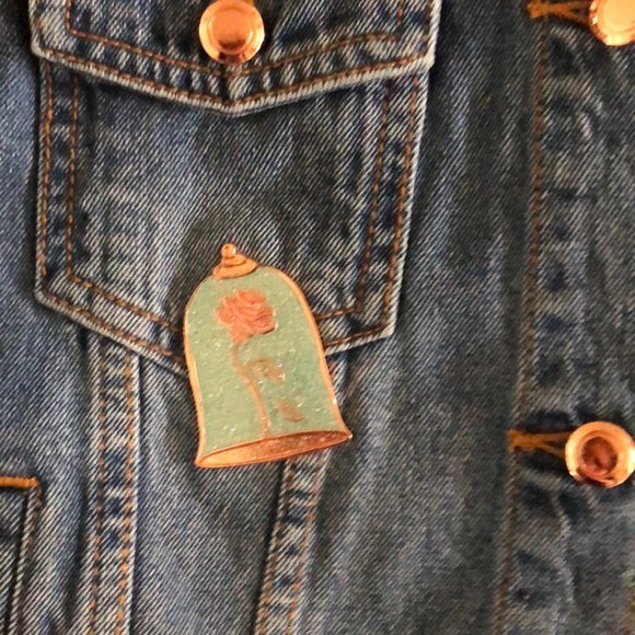 Disney Belle jean jacket w/ gorgeous appliqué - Picture 4 of 8